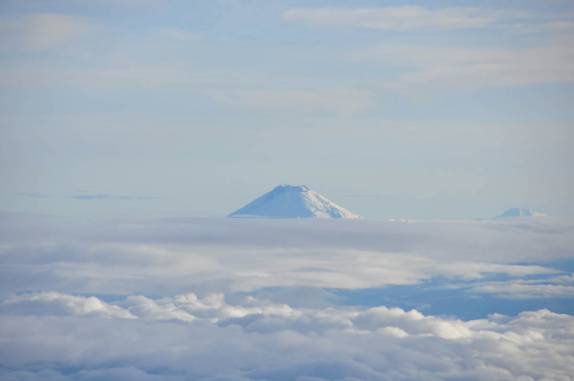 O vulcão Cotopaxi visto do alto de Ventemilla, o segundo ponto mais alto do Chimborazo (Equador)